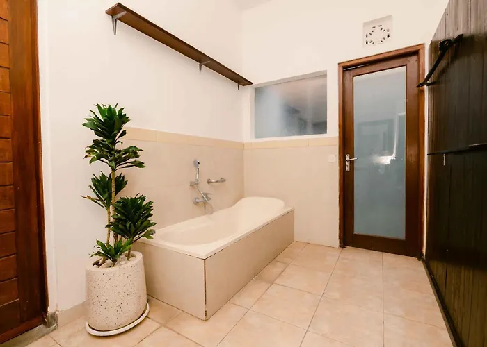 Amazing 2 Bedroom 5 Min To The - Durna Villa