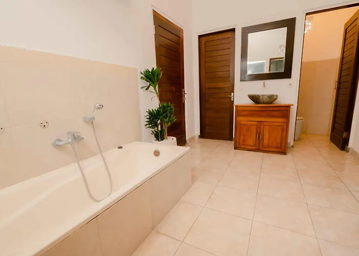 Amazing 2 Bedroom 5 Min To The - Durna Villa Canggu